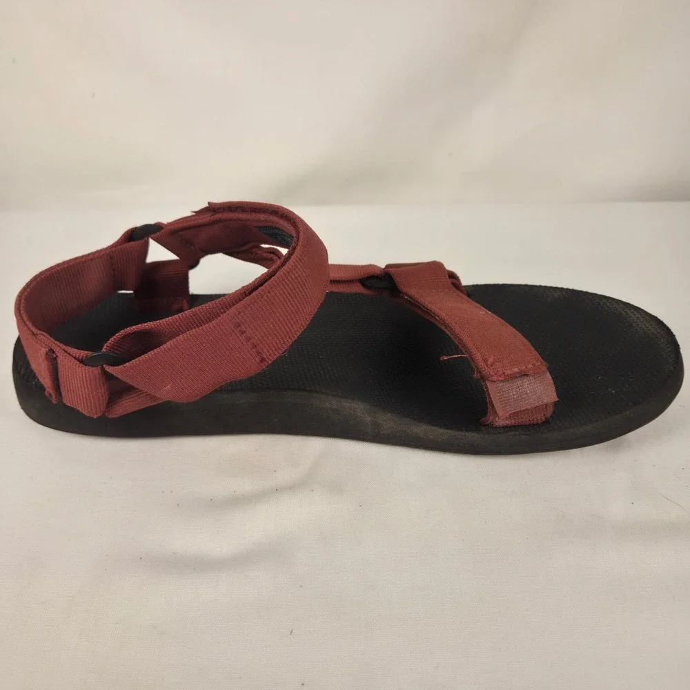 Teva Classic Original Universal Mens Walking Sandals in Bugandy Mens US Size 10